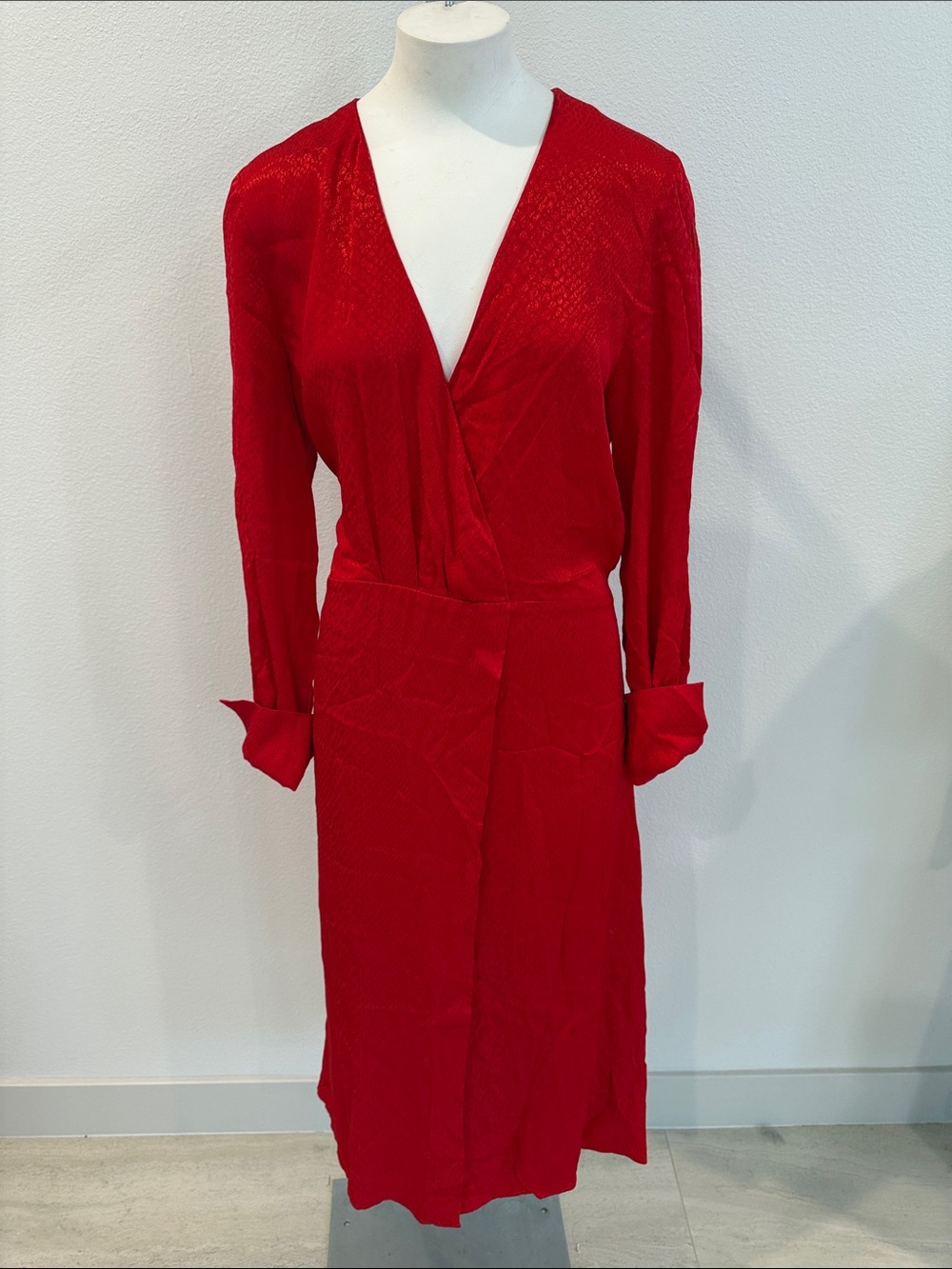 NWT H&M Red Wrap Midi Dress - Classic Women's Dress 8